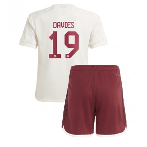 Lacne Dětský Futbalové dres Bayern Munich Alphonso Davies #19 2023-24 Krátky Rukáv - Tretina (+ trenírky)